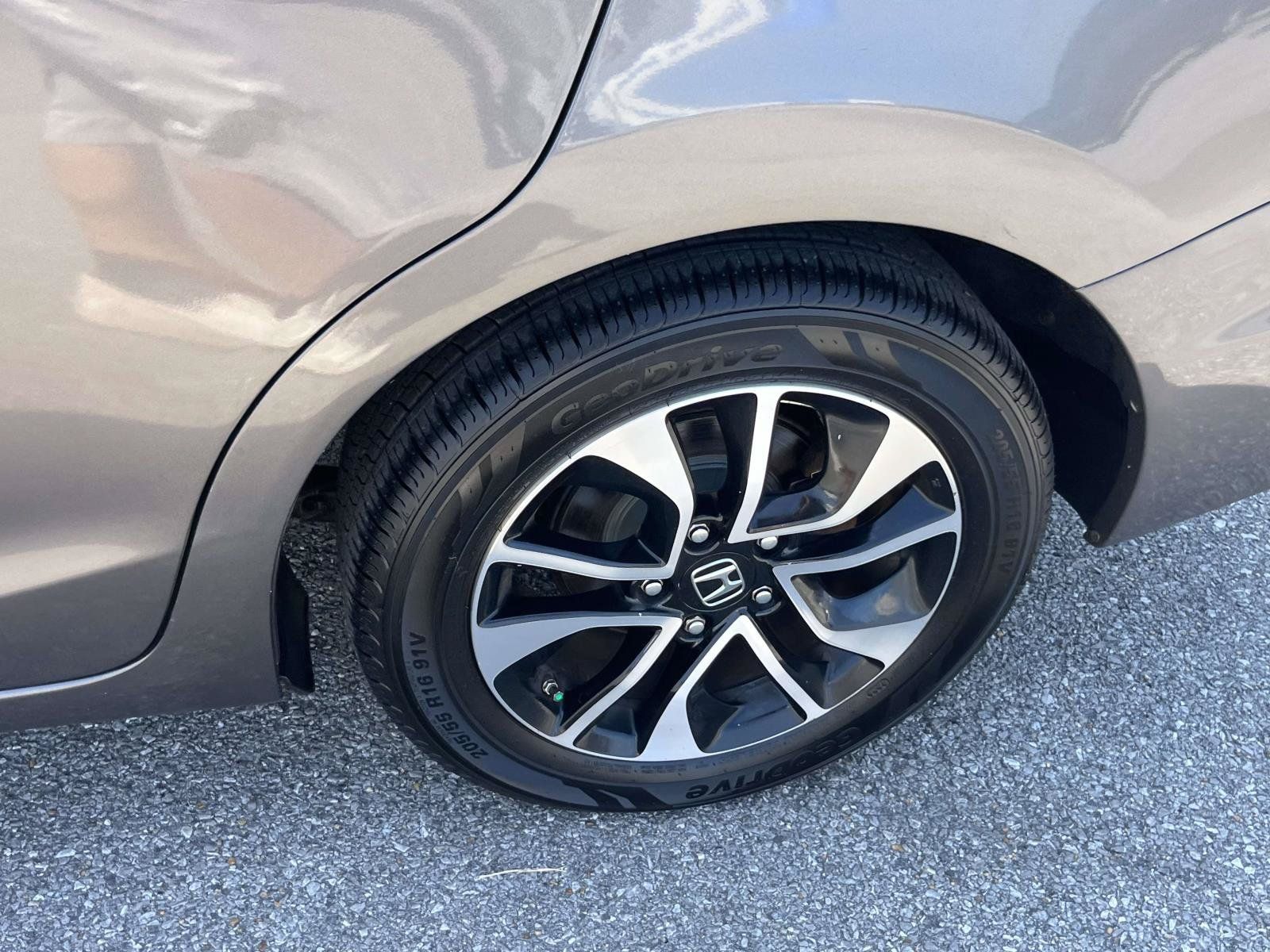 Used 2013 Honda Civic EX-L image 8