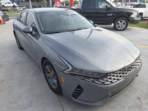 Used 2022 Kia K5 LX FWD image 3