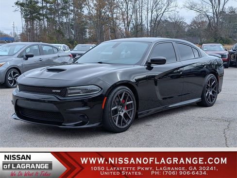Used 2018 Dodge Charger R/T image 1