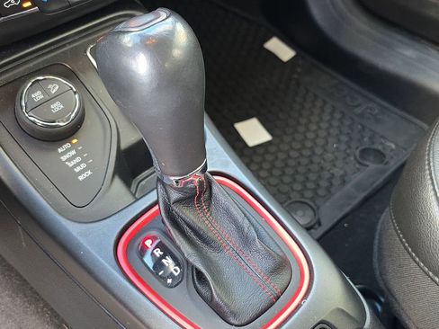 Used 2021 Jeep Compass Trailhawk image 30