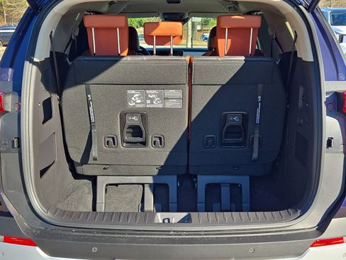 New 2026 Kia Carnival EX image 13