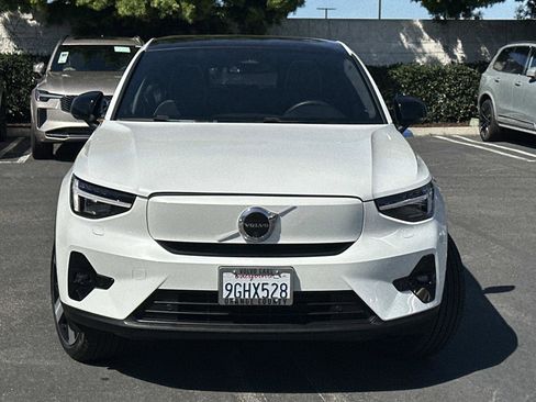 Certified 2023 Volvo C40 P8 Recharge Ultimate image 2