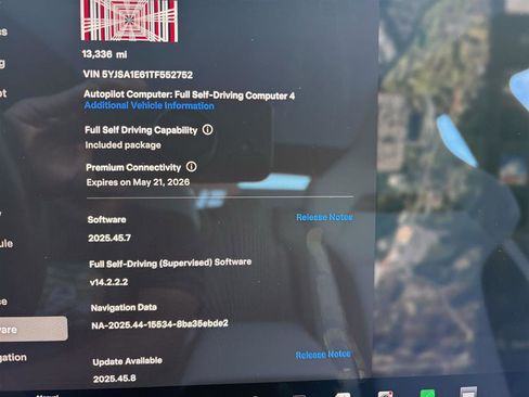 Used 2026 Tesla Model S Plaid image 21