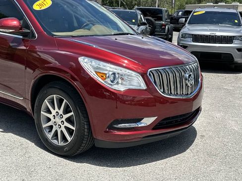 Used 2017 Buick Enclave Leather FWD image 10