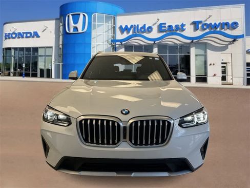 Used 2023 BMW X3 xDrive30i w/ Premium Package image 3