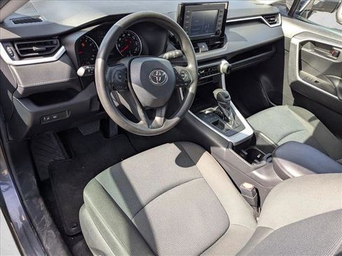 Used 2022 Toyota RAV4 LE FWD image 13