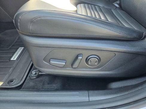 Used 2025 Kia Sportage SX AWD/4WD image 13