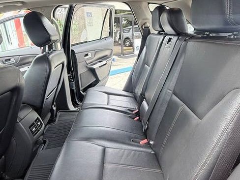 Used 2013 Ford Edge SEL FWD image 11