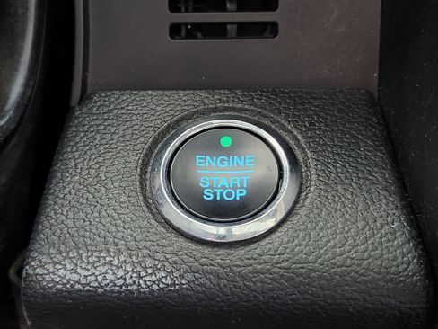 Used 2021 Ford F250 Platinum image 26