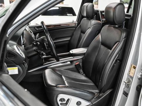 Used 2010 Mercedes-Benz GL 450 4MATIC image 16