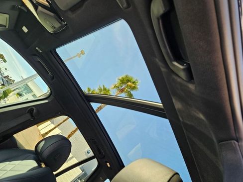 Used 2023 BMW X5 xDrive40i w/ Premium Package image 15