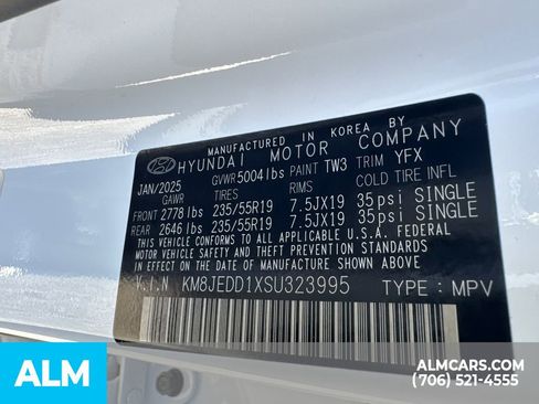 Used 2025 Hyundai Tucson Limited image 30