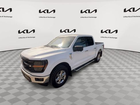 Used 2024 Ford F150 XLT w/ Tow/Haul Package AWD/4WD image 4