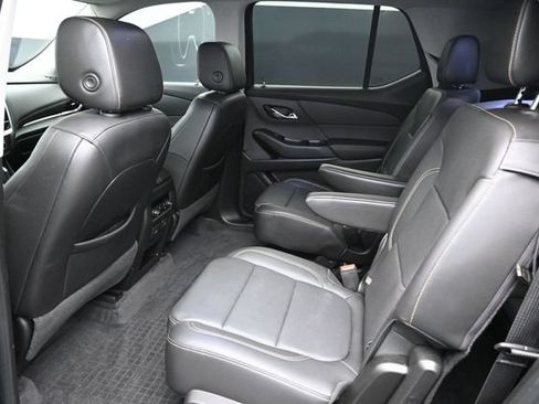 Used 2019 Chevrolet Traverse Premier w/ Redline Edition AWD/4WD image 15