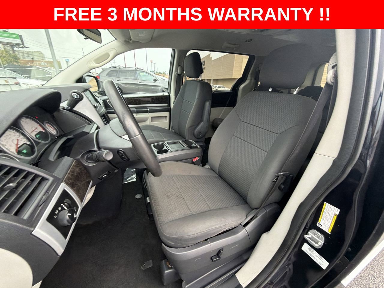 Used 2010 Dodge Grand Caravan Crew w/ Family Value Group FWD image 14