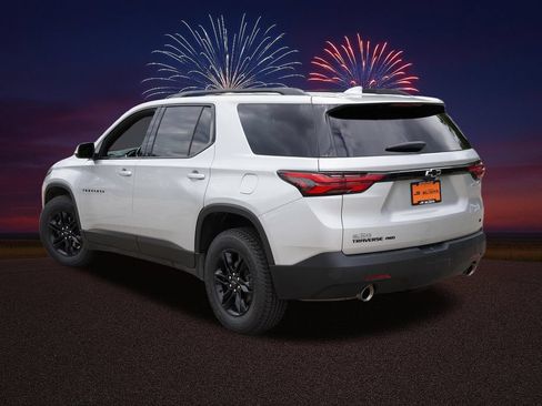 Certified 2022 Chevrolet Traverse LT w/ Midnight/Sport Edition AWD/4WD image 7