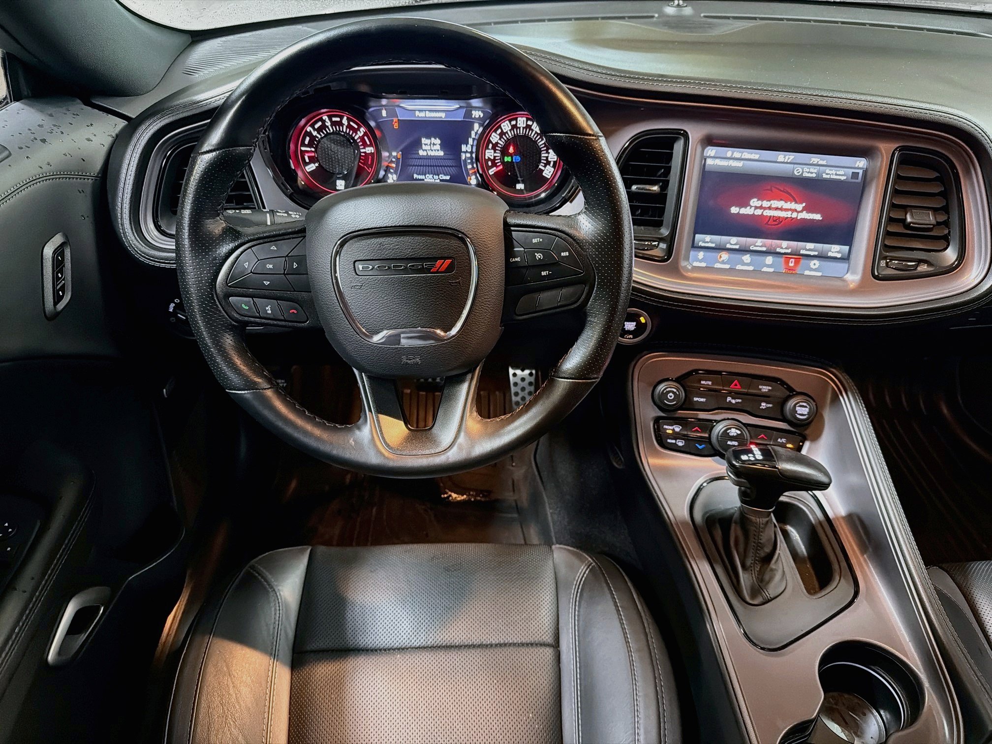 Used 2023 Dodge Challenger SXT w/ Plus Package RWD image 16