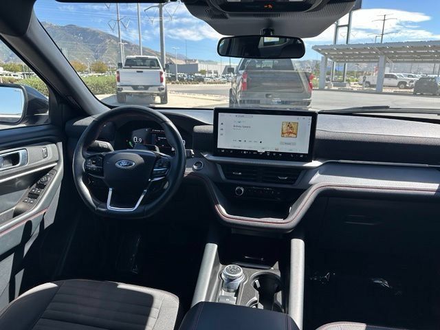 Used 2025 Ford Explorer ST-Line AWD/4WD image 30