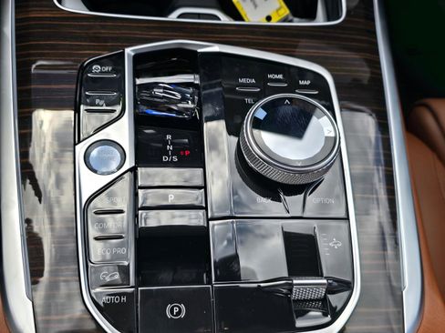 New 2026 BMW X7 xDrive40i w/ Executive Package image 24