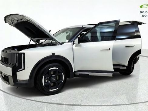 Used 2027 Kia Telluride EX w/ Towing Package FWD image 14