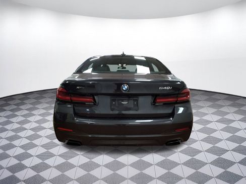 Used 2022 BMW 540i xDrive w/ M Sport Package image 10