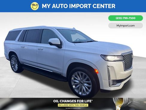 Used 2022 Cadillac Escalade ESV Luxury image 5