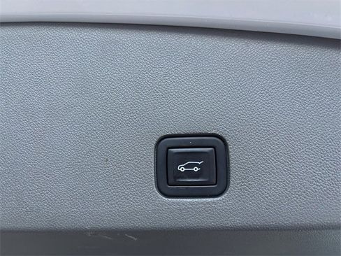 Certified 2023 Cadillac XT6 Premium Luxury w/ LPO, Floor Liner Package image 16