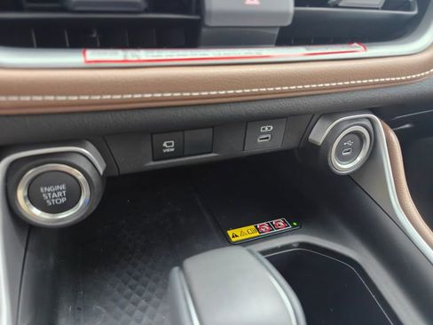 Used 2026 Toyota Grand Highlander Platinum image 16