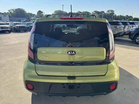 Used 2019 Kia Soul image 7