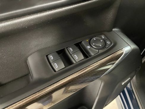 Used 2021 Chevrolet Silverado 1500 LT Trail Boss w/ Convenience Package II image 19