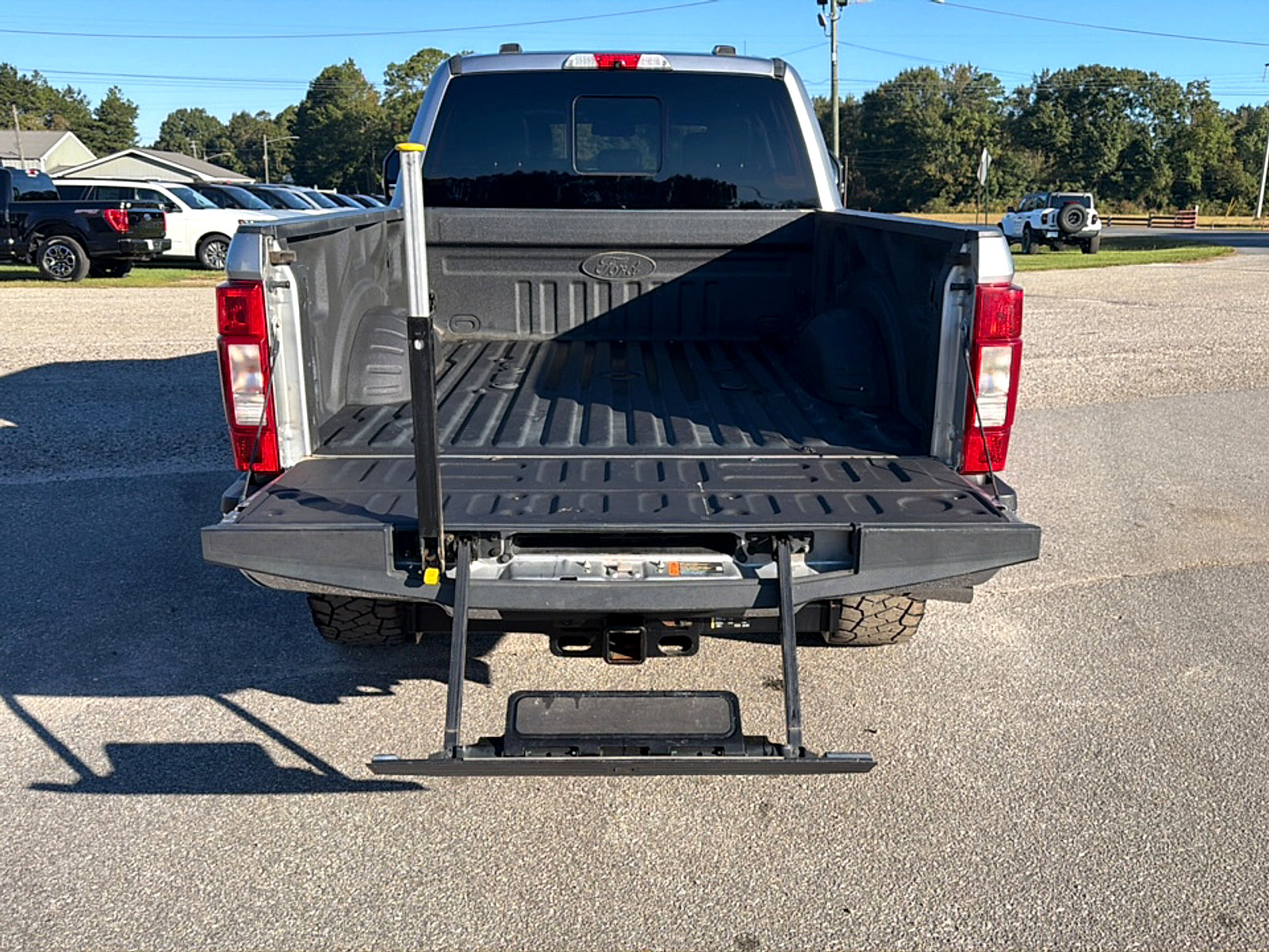 Used 2020 Ford F250 Lariat w/ Lariat Ultimate Package AWD/4WD image 5