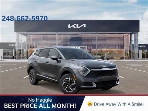 Used 2025 Kia Sportage LX image 8