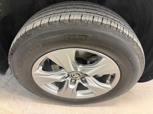Certified 2024 Toyota RAV4 XLE AWD/4WD image 12