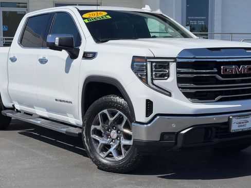 New 2026 GMC Sierra 1500 SLT w/ SLT Premium Plus Package AWD/4WD image 1
