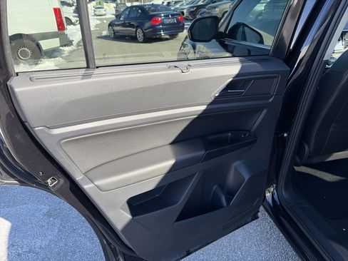 Certified 2021 Volkswagen Atlas SEL image 13