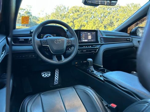 Certified 2025 Toyota Camry SE image 12