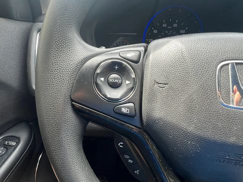 Used 2022 Honda HR-V EX image 19