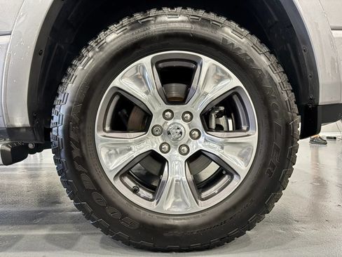 Used 2020 RAM 1500 Laramie AWD/4WD image 45