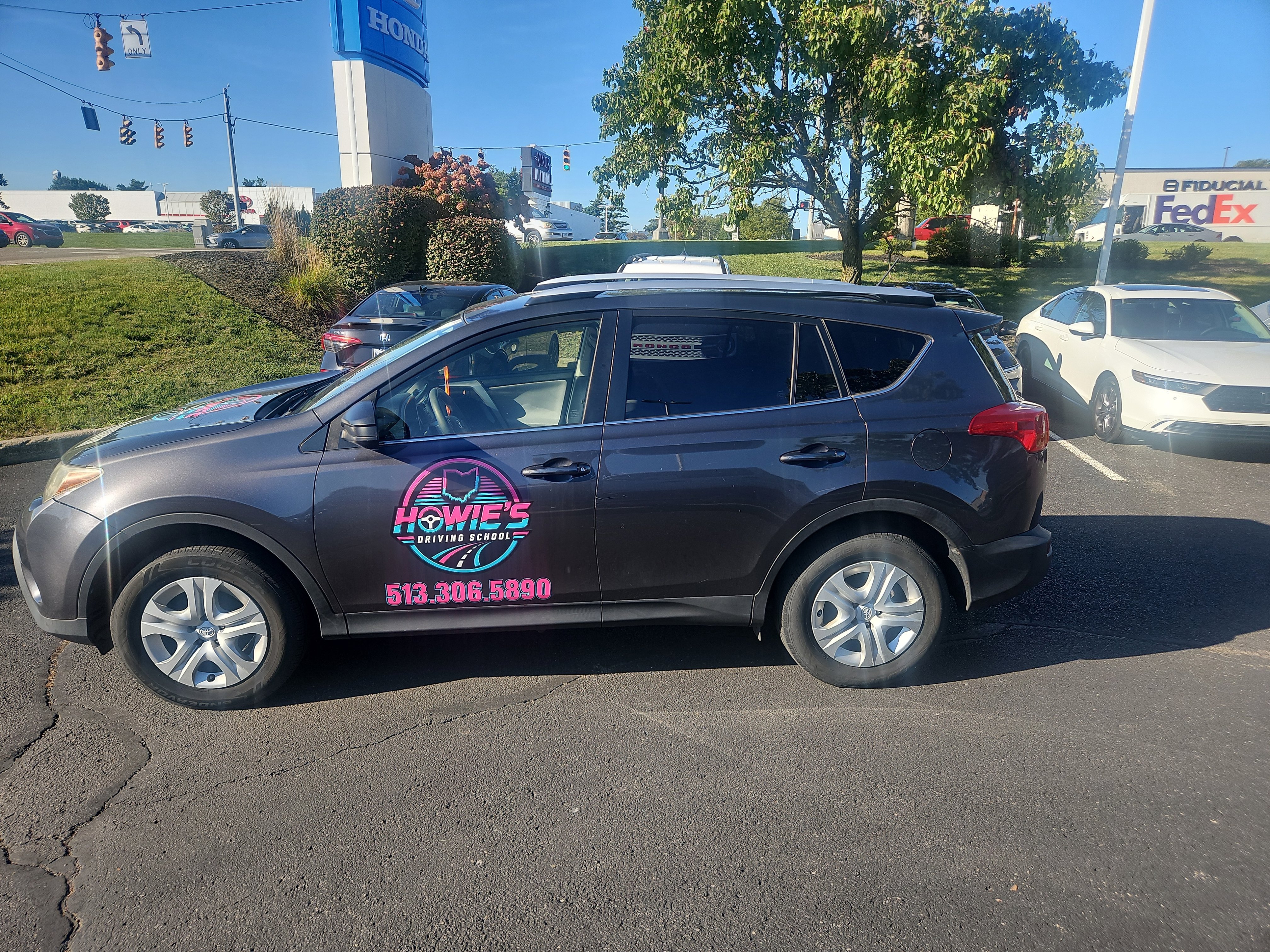 Used 2014 Toyota RAV4 LE FWD image 4
