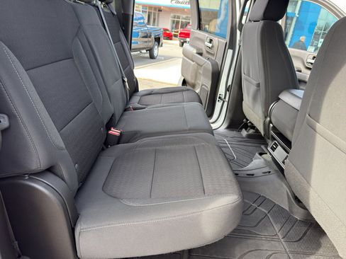 Used 2022 Chevrolet Silverado 2500 Custom w/ Custom Value Package image 29