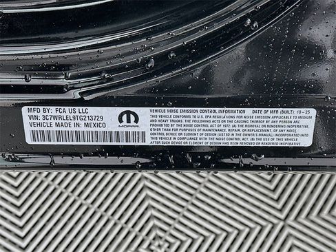 New 2026 RAM 4500 Tradesman 60CA Dually w/ Laramie Trim Package image 17