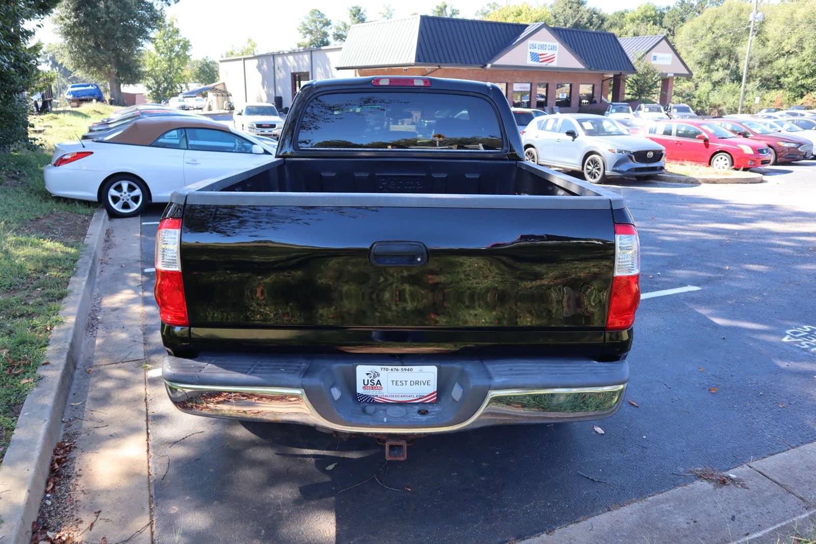 Used 2004 Toyota Tundra SR5 w/ Towing Pkg RWD image 5