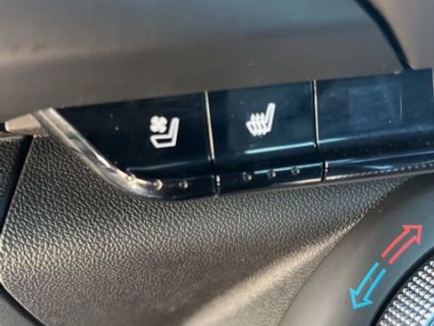 Used 2019 Chevrolet Camaro SS image 25