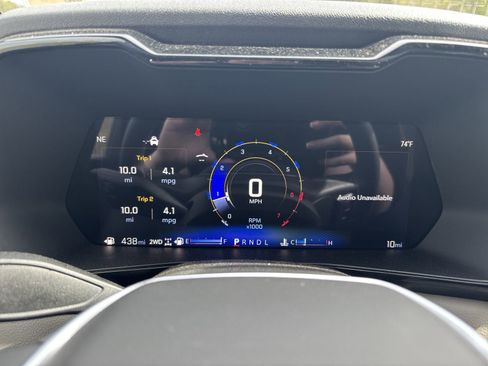 New 2026 Chevrolet Colorado ZR2 w/ Technology Package AWD/4WD image 18