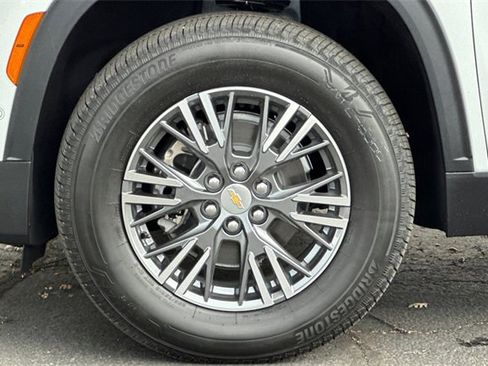 New 2026 Chevrolet Traverse LT image 39