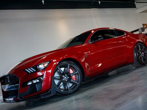 Used 2021 Ford Mustang Shelby GT500 w/ Carbon Fiber Track Pack image 87