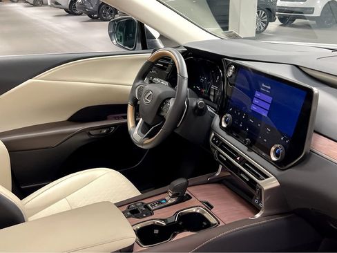 Certified 2026 Lexus RX 350 w/ Convenience Package AWD/4WD image 33