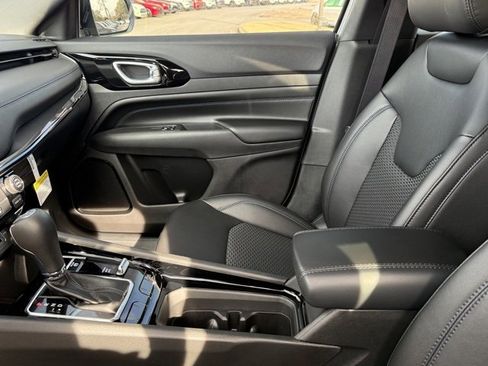 New 2026 Jeep Compass Latitude image 27