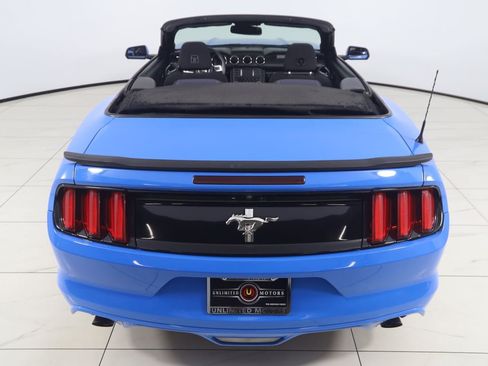 Used 2017 Ford Mustang Convertible RWD image 53