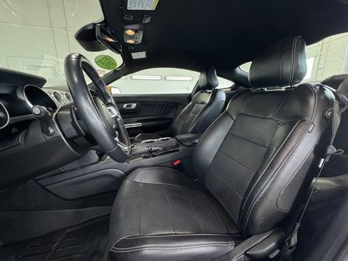 Used 2022 Ford Mustang GT Premium RWD image 13